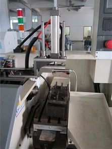 CK全自動(dòng)數(shù)控機(jī)床系列3 引領(lǐng)智能制造的數(shù)控機(jī)床核心